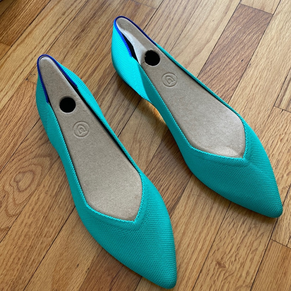 Rothys The Point Shoe in Mojito